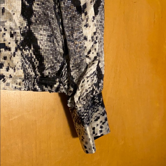 Beautiful Snakeskin Silk!!!๐๐๐ - Picture 4 of 8